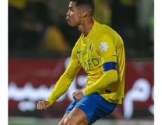 C罗迎来十二赛季高光表现，日本队球迷沸腾！的简单介绍